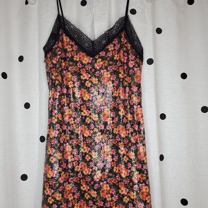 2/$50 🔥 Floral Topshop Sequin Dress